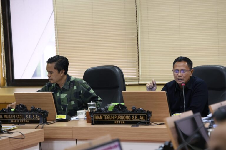 RAPAT KERJA: Komisi A Apresiasi Kinerja Diskominfo Jateng
