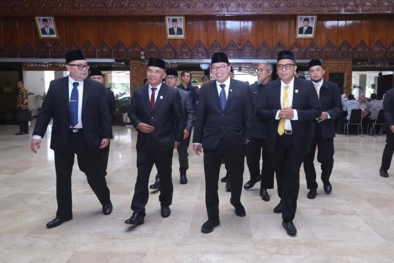 RAPAT PARIPURNA: LHP BPK 2024, Jateng Raih Opini WTP Ke-14 Secara Berturut-turut