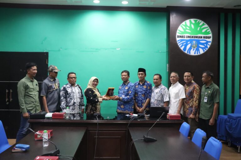 Komisi D Dorong Pengurangan Sampah, Targetkan Buat Perda