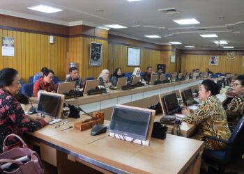 Keraton Solo Silaturahmi ke Gedung Berlian