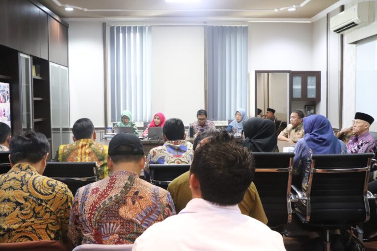 Kelola Sampah untuk Pengentasan Kemiskinan, Partisipasi Warga Surabaya Tinggi