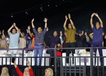 GIGI & Setia Band Tutup Hari Jadi Ke-80 Jateng