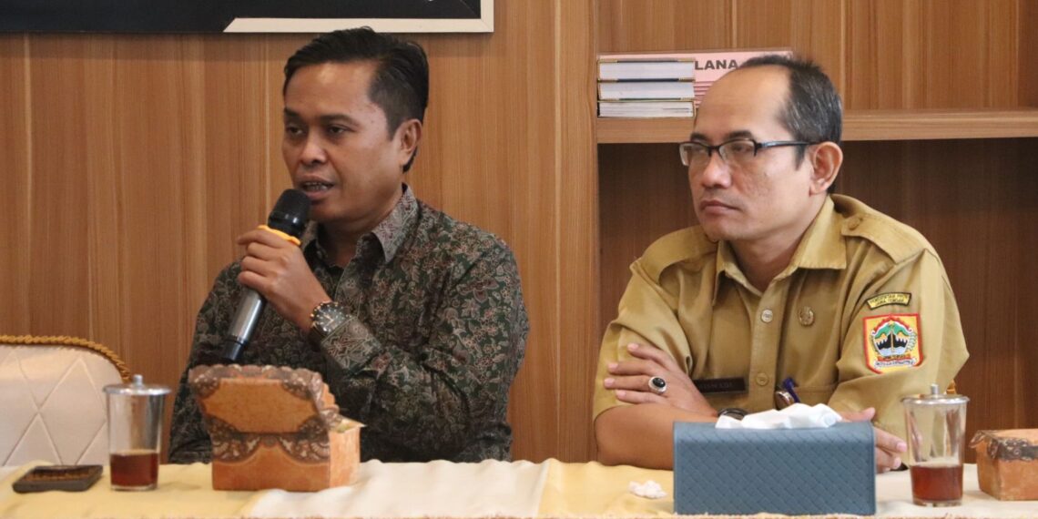 Persoalan Aset, Komisi A Pantau SMKN 1 Plupuh Sragen