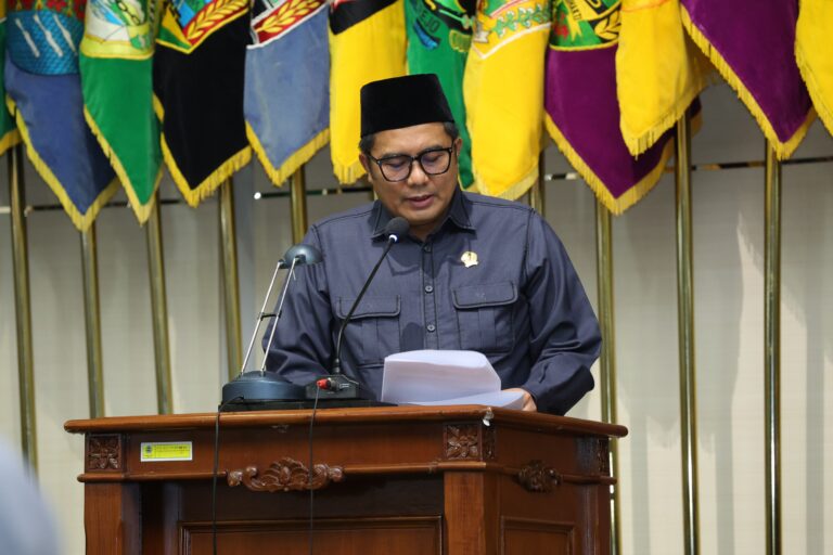 RAPAT PARIPURNA: Setahun Bekerja, DPRD Jateng Tekankan 3 Pilar Amanah Rakyat 