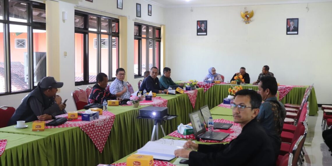 Proyek Jalan Harus Mendapat Perhatian Serius