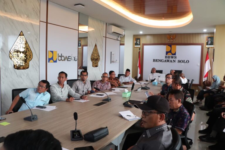 Pentingnya Pembaruan Aturan Sempadan Sungai