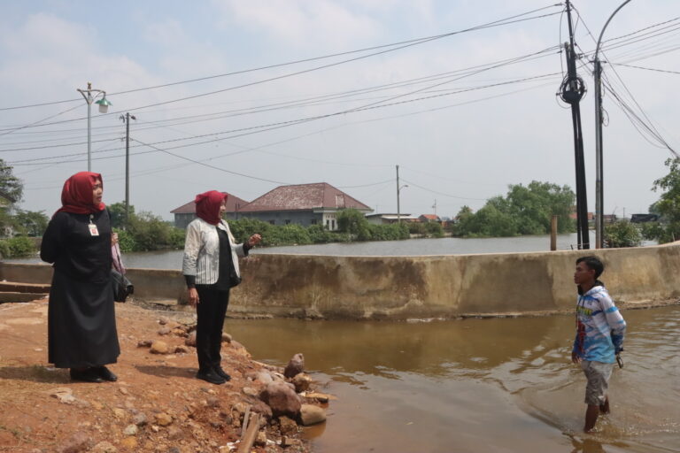 Korban Bencana Banjir di Posko Tirto Pekalongan Butuh Perhatian Khusus