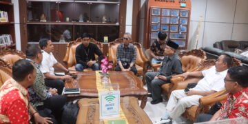 Sambangi Kemen PAN RB, Komisi A Perjuangkan Nasib Penjaga Pintu Air