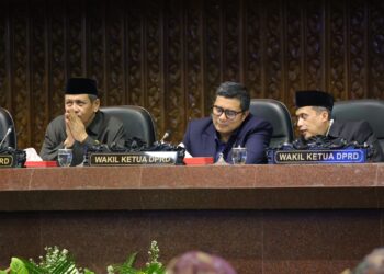 RAPAT PARIPURNA: Penyampaian LKPj Gubernur 2025