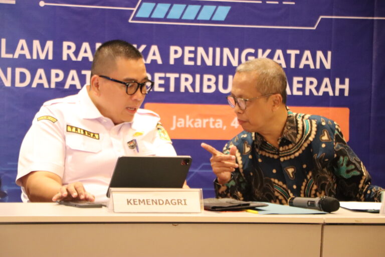 Susun Raperda PDRD, Komisi C Konsultasi ke Kemendagri