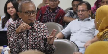 Diskusi soal Tata Kelola Rumah Sakit Mata